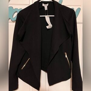 Womens Med. black cropped Calvin Klein blazer